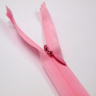 8-20cm-light-pink-invisible-concealed-zip