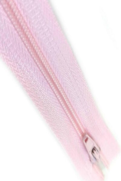 28-71cm-light-pink-open-ended-zip