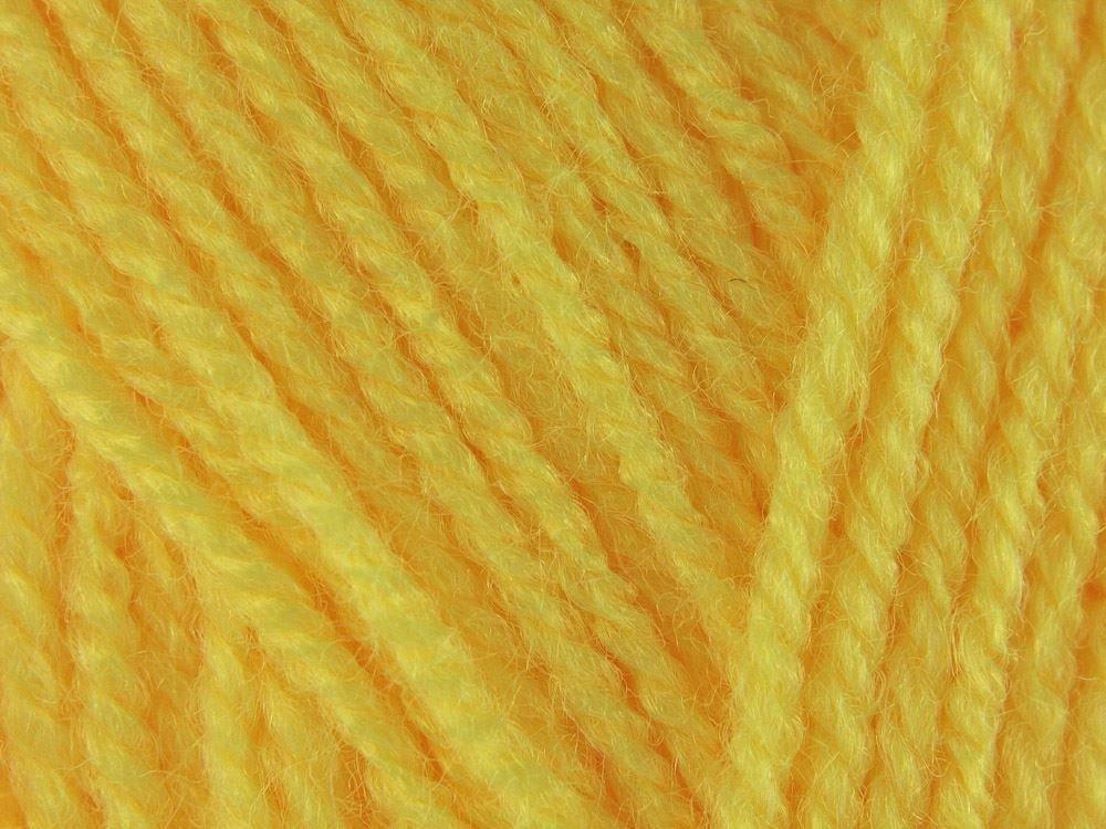 Acid 100% Acrylic Wool/Yarn Pricewise Double Knitting King Cole - Code (036038) 100g